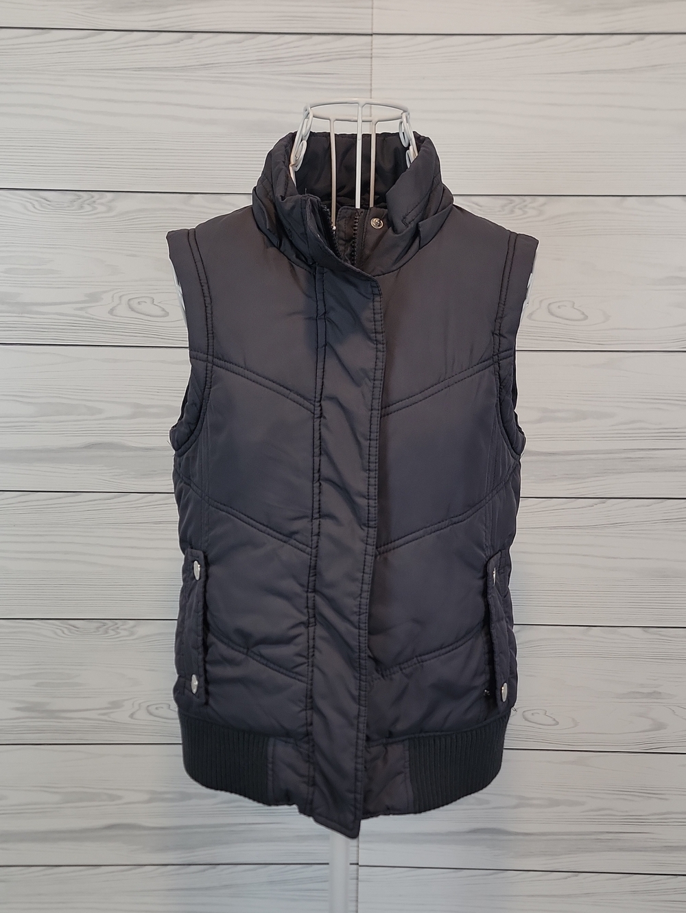Maurices Quilted Puffer Vest Zio Front - Black Womens Size M
